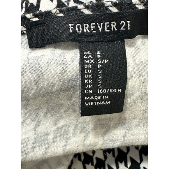 Forever 21 black white houndstooth short sleeves crop top size S - Picture 3 of 10